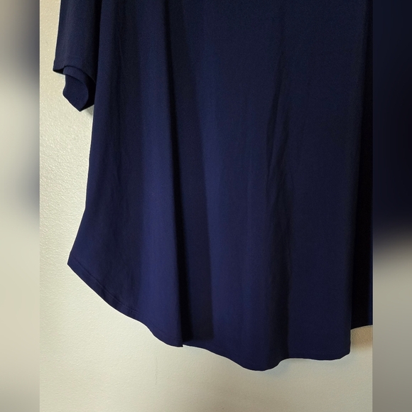 Torrid Active | Navy Short Sleeve Tee Size 3 - Picture 6 of 7